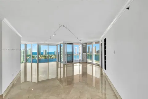 3370 Hidden Bay Dr # 2708, Aventura FL 33180