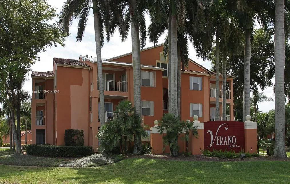 1725 Palm Cove Blvd # 207, Delray Beach FL 33445