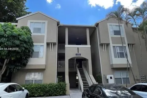 1725 Palm Cove Blvd # 207, Delray Beach FL 33445