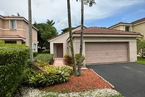 1253 Majesty Ter # 1253, Weston FL 33327