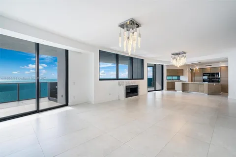 18555 Collins Ave # 5001, Sunny Isles Beach FL 33160