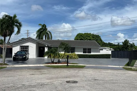 5531 SW 136th Ct, Miami FL 33175