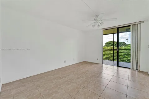 6301 N University Dr # 310, Tamarac FL 33321