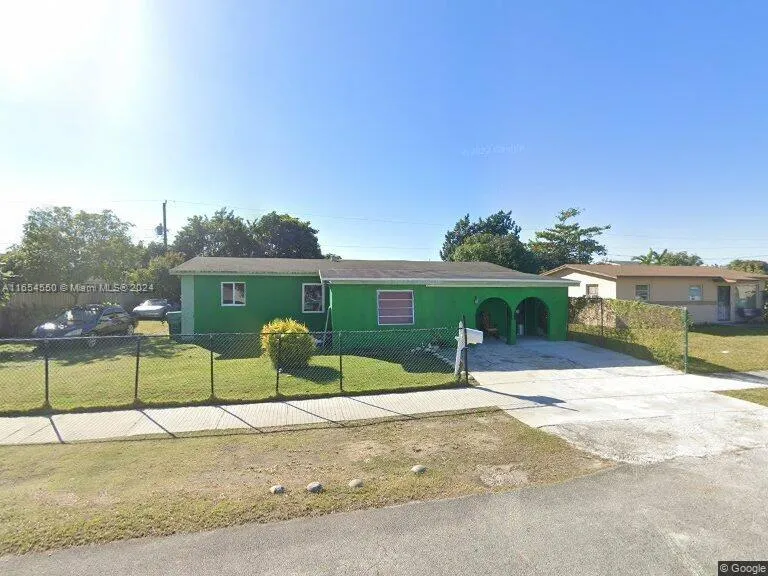 10730 SW 149th Ter, Miami FL 33176