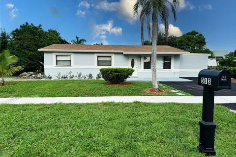 513 NW 3rd Way, Deerfield Beach FL 33441