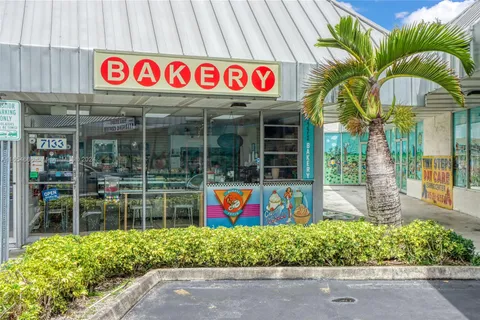 7133 W FLAGLER STREET, Miami FL 33144