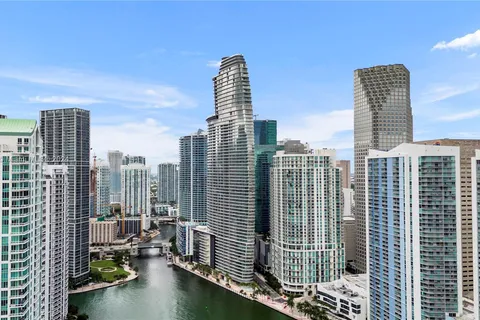 300 Biscayne Blvd Way # 4203, Miami FL 33131