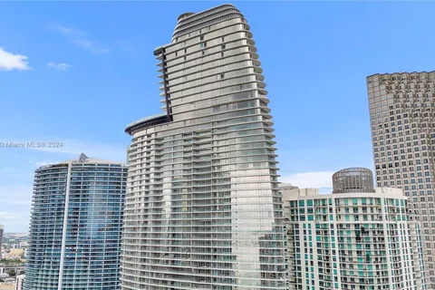 300 Biscayne Blvd Way # 4203, Miami FL 33131