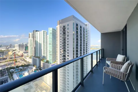 601 NE 1st Av # 3401, Miami FL 33132