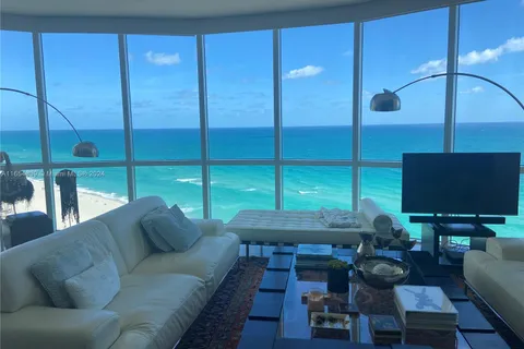 18101 Collins Ave # 1609, Sunny Isles Beach FL 33160