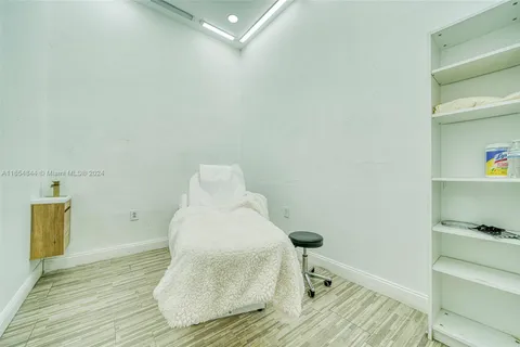 Med Spa For Sale In Flagami - Miami, Miami FL 33144