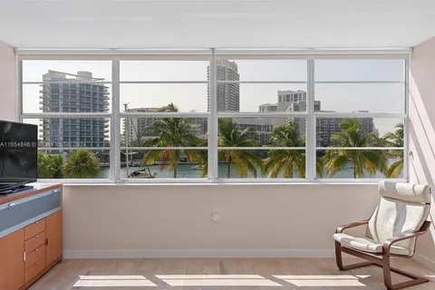 20 Island Ave # 315, Miami Beach FL 33139