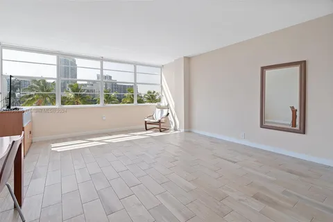 20 Island Ave # 315, Miami Beach FL 33139