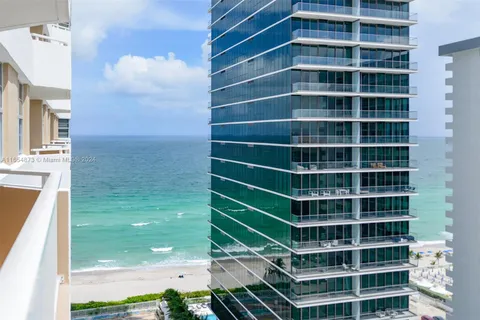 1980 S Ocean Dr # 17J, Hallandale Beach FL 33009