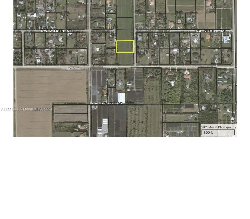 24640 SW 209th Pl, Homestead FL 33031