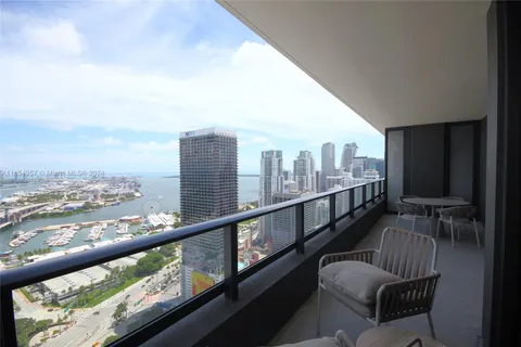 601 NE 1 Ave # 4015, Miami FL 33132