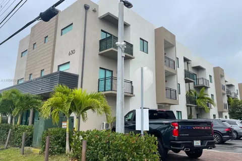 630 W 18th St # 109, Hialeah FL 33010