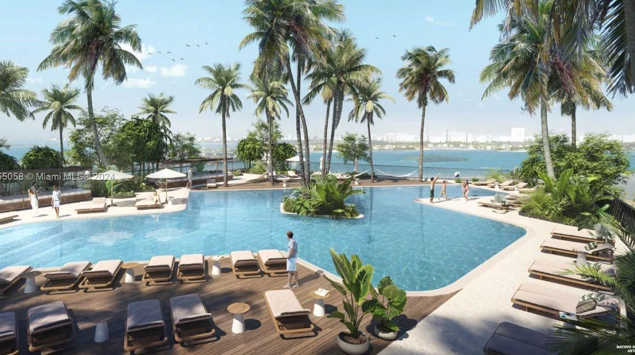 601 NE 1 Av # 3901, Miami FL 33132