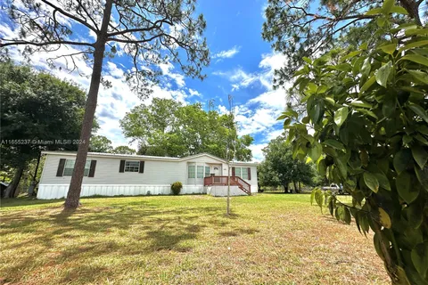 4700 HENDRY ISLES BLVD, Clewiston FL 33440