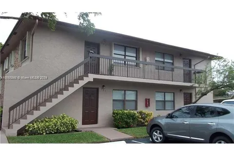 10057 Winding Lake Rd # 103, Sunrise FL 33351