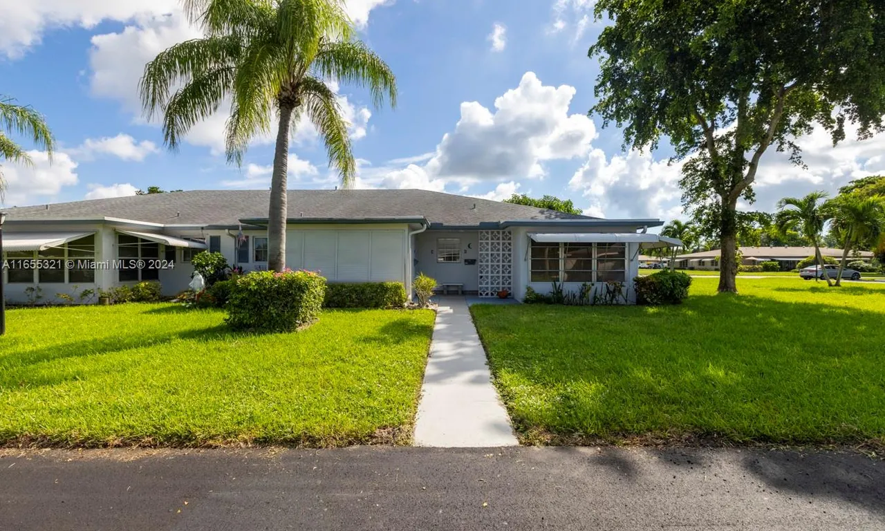 1110 W Circle Ter W # D, Delray Beach FL 33445