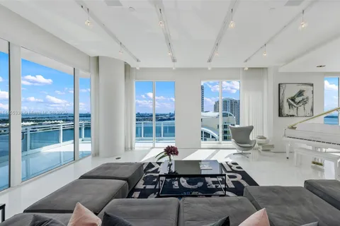 900 Brickell Key Blvd # 2603, Miami FL 33131