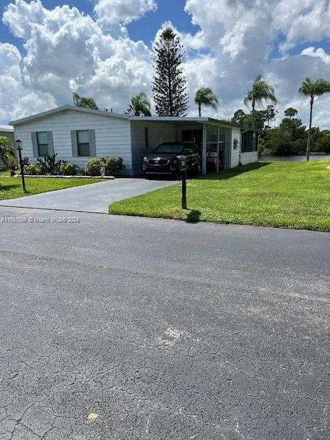 4496 SE BASSWOOD TER, Stuart FL 34997