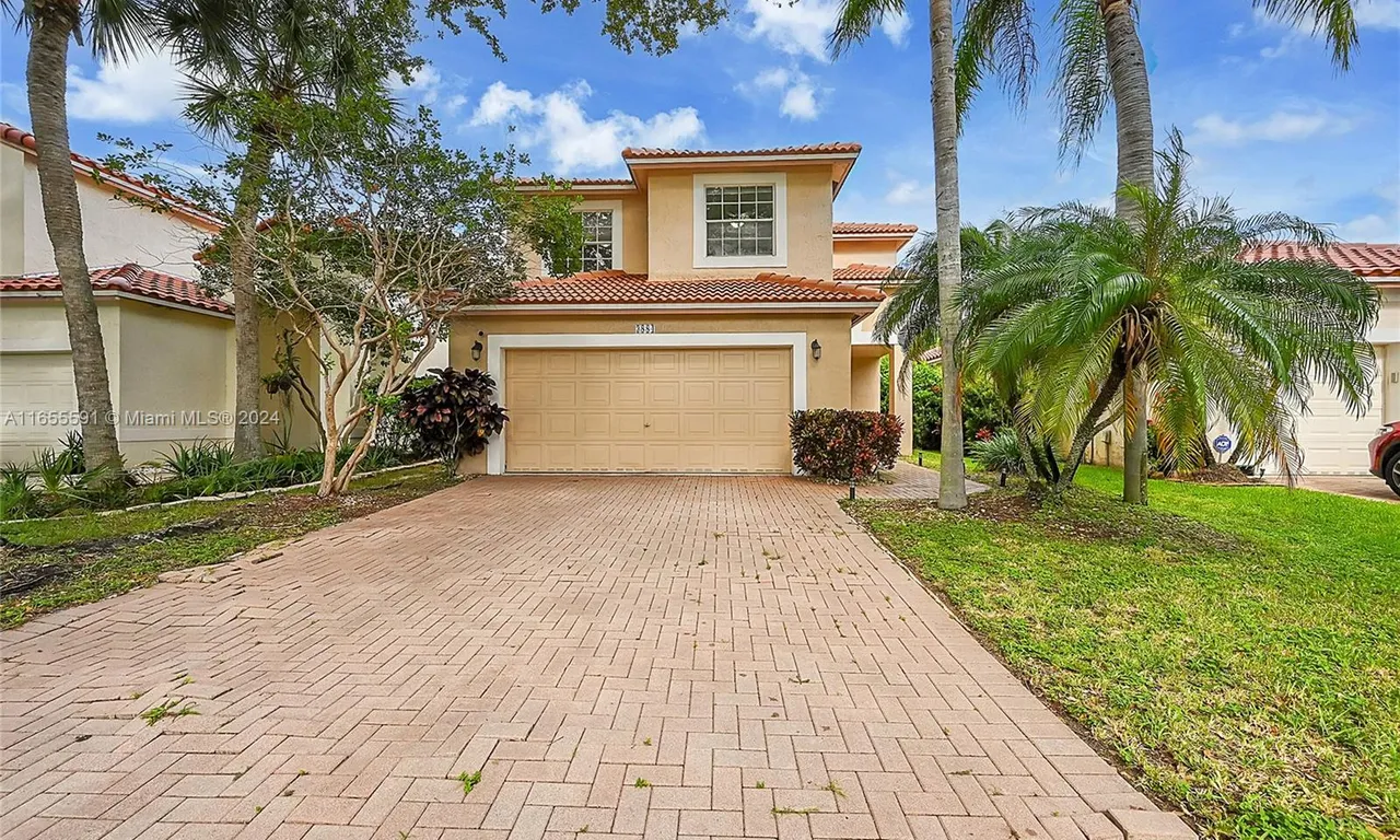 3884 NW 63rd Ter, Coral Springs FL 33067