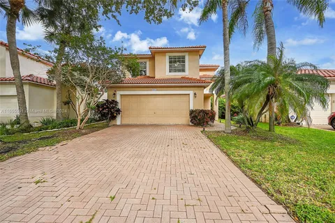3884 NW 63rd Ter, Coral Springs FL 33067