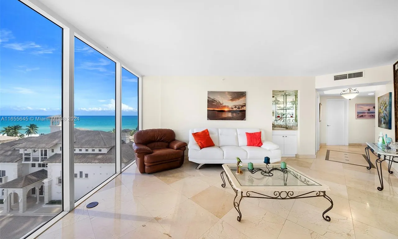 4775 Collins Ave # 807, Miami Beach FL 33140