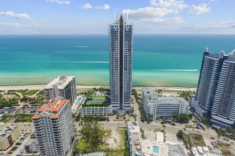 6365 Collins Ave # 2109, Miami Beach FL 33141