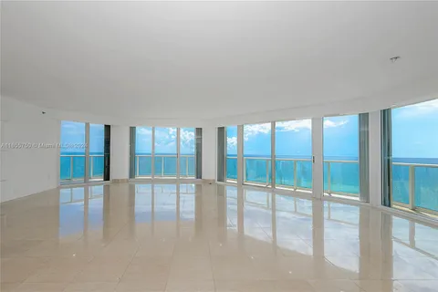 16445 Collins Ave # 1421, Sunny Isles Beach FL 33160