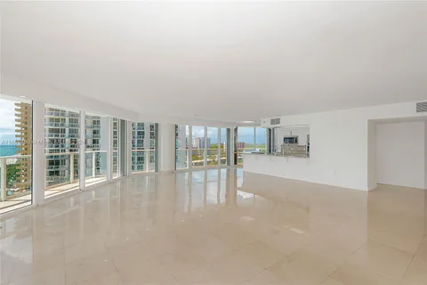 16445 Collins Ave # 1421, Sunny Isles Beach FL 33160