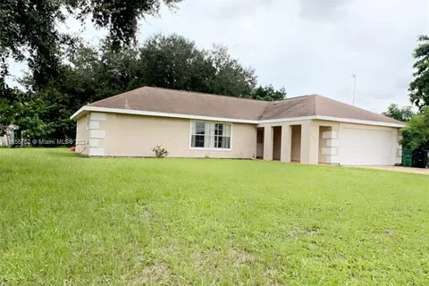 489 SW Eastport Cir, Port St. Lucie FL 34953