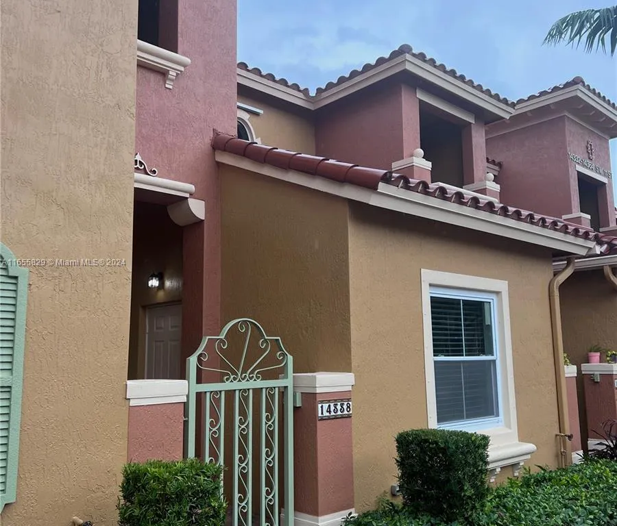 14338 SW 11TH ST # 1002, Pembroke Pines FL 33027