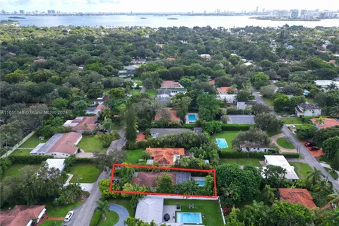 812 NE 92nd St, Miami Shores FL 33138