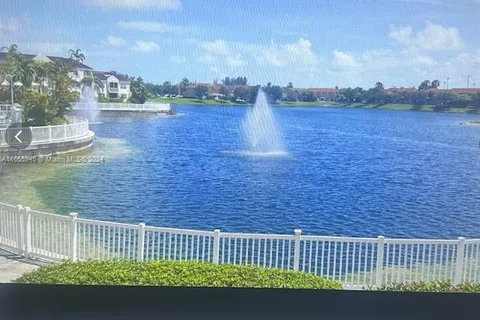 8560 SW 212th St # 301, Cutler Bay FL 33189