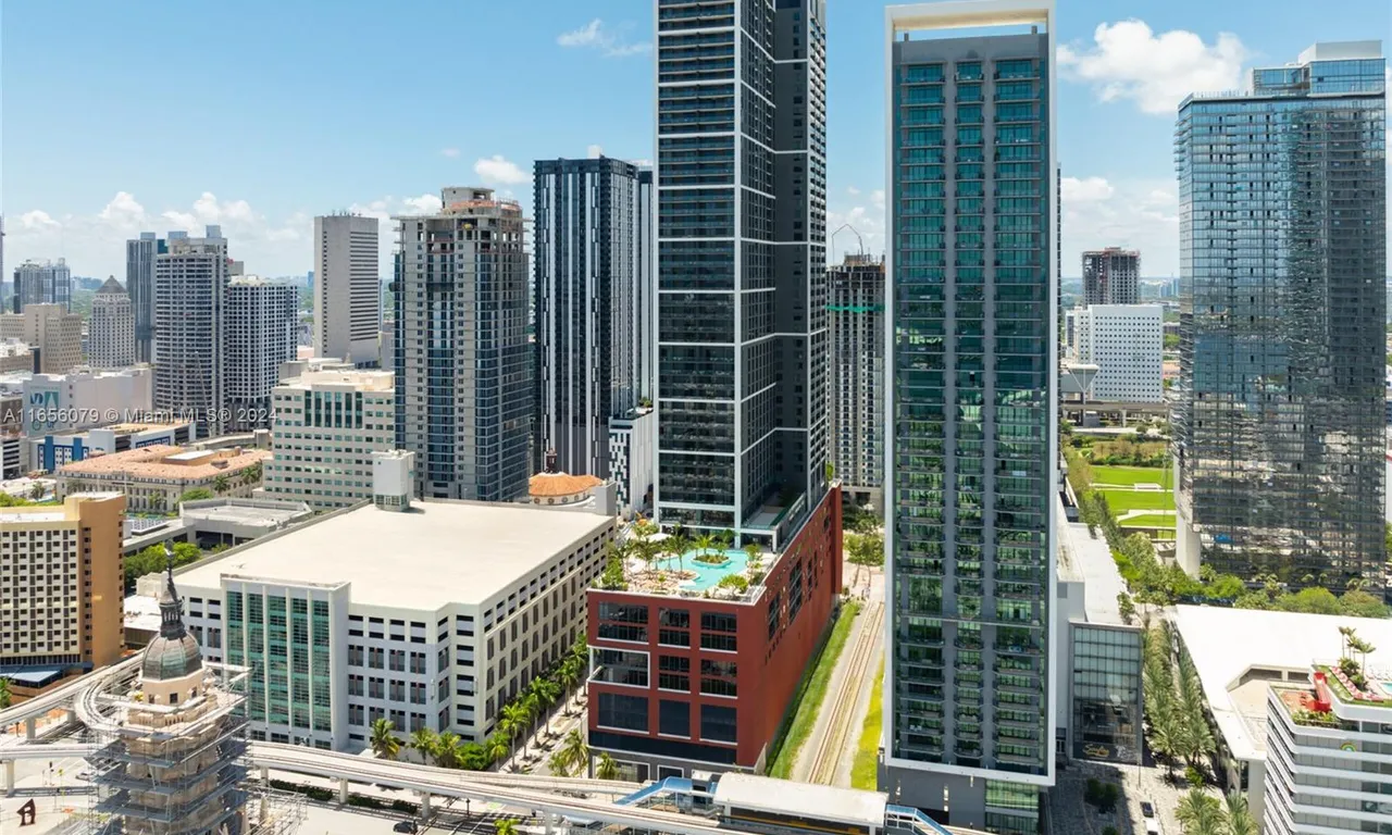 601 NE 1 AVE # 3309, Miami FL 33132