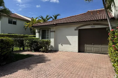 5068 NW 114th Pl, Doral FL 33178