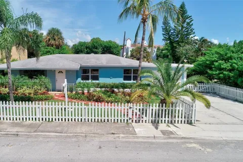 212 S 18th Ave South, Lake Worth FL 33460