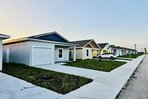 1435 Las Villas Blvd, Sebring FL 33870