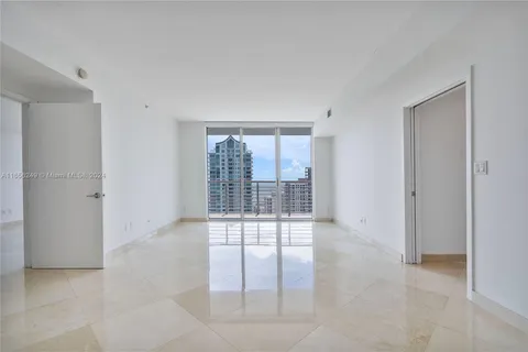 325 S Biscayne Blvd # 3721, Miami FL 33131