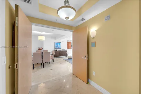 19400 Turnberry Way # 731, Aventura FL 33180