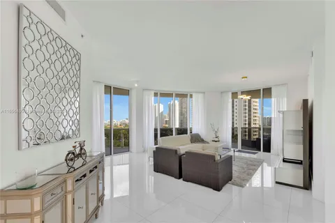 4100 Island Blvd # 904, Aventura FL 33160