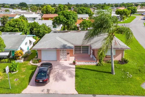 4607 NW 47th St, Tamarac FL 33319