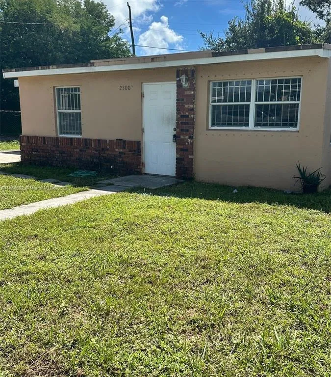 2300 Rutland St, Opa-Locka FL 33054