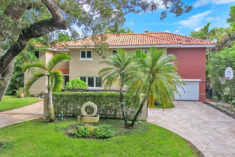 1543 Dorado Ave, Coral Gables FL 33146