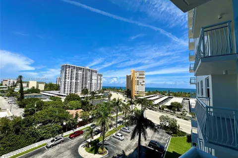 301 N Ocean Blvd # 701, Pompano Beach FL 33062