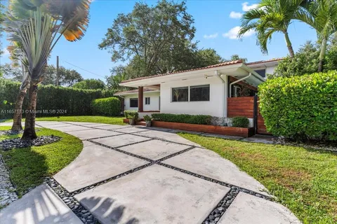 98 NE 103rd St, Miami Shores FL 33138