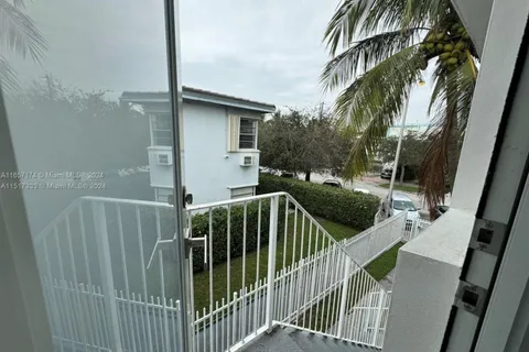 1248 Marseille Dr # 1, Miami Beach FL 33141